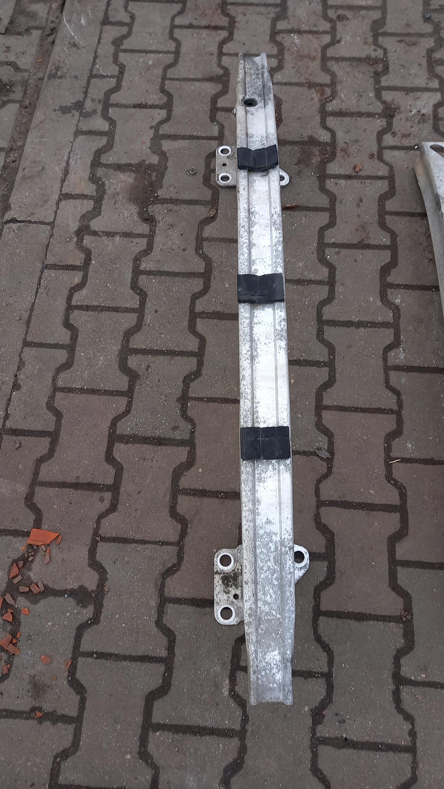 БАМПЕР ЗАДНІЙ RENAULT MEGANE 04R