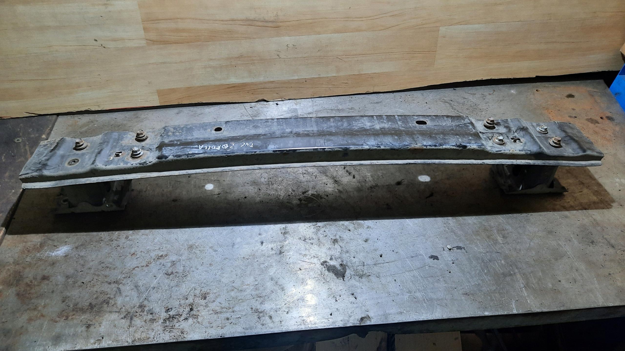 Бампер задній TOYOTA COROLLA E15 11R седан