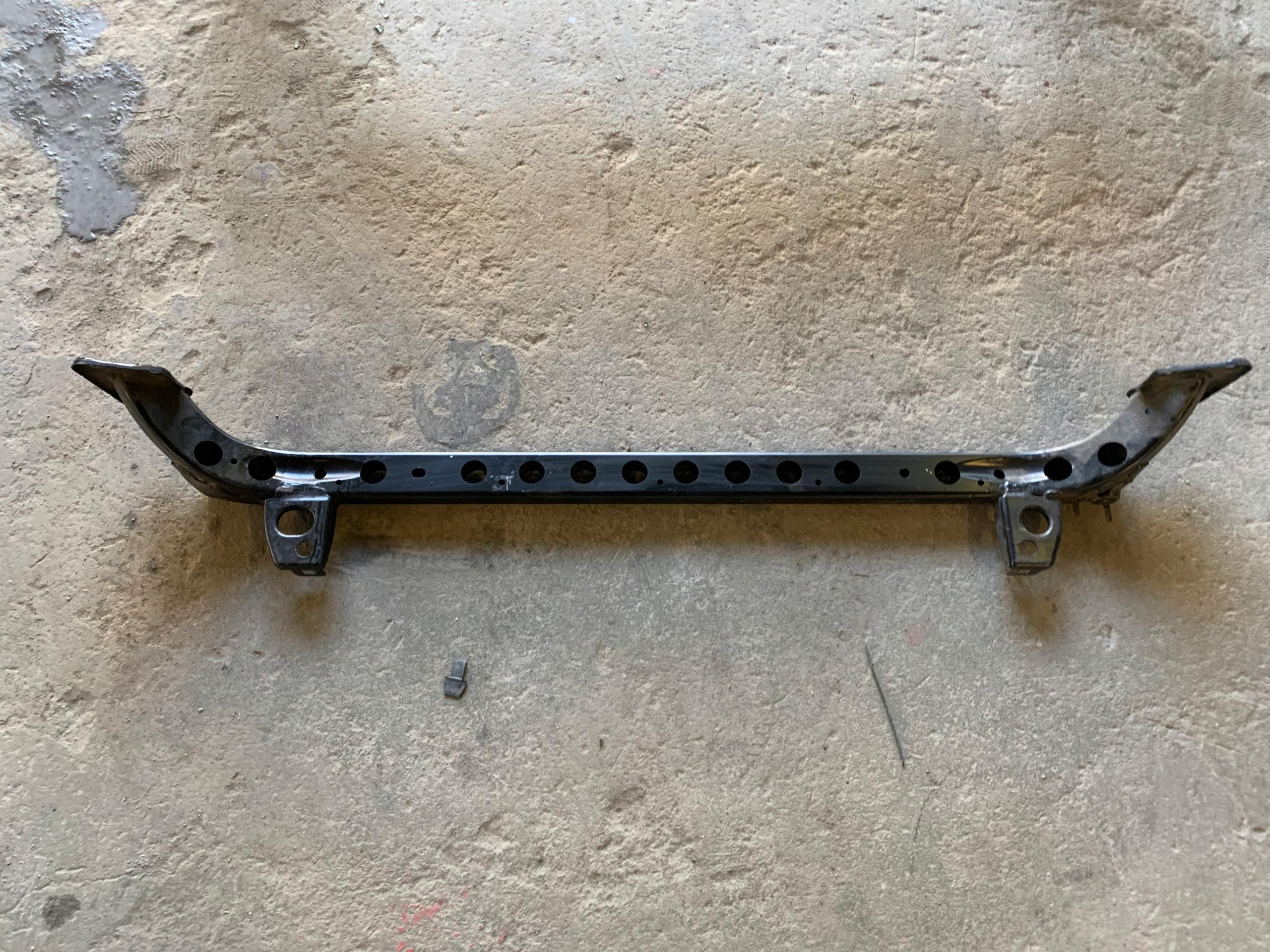 Нижняя балка под радиаторы INSIGNIA B 22378229