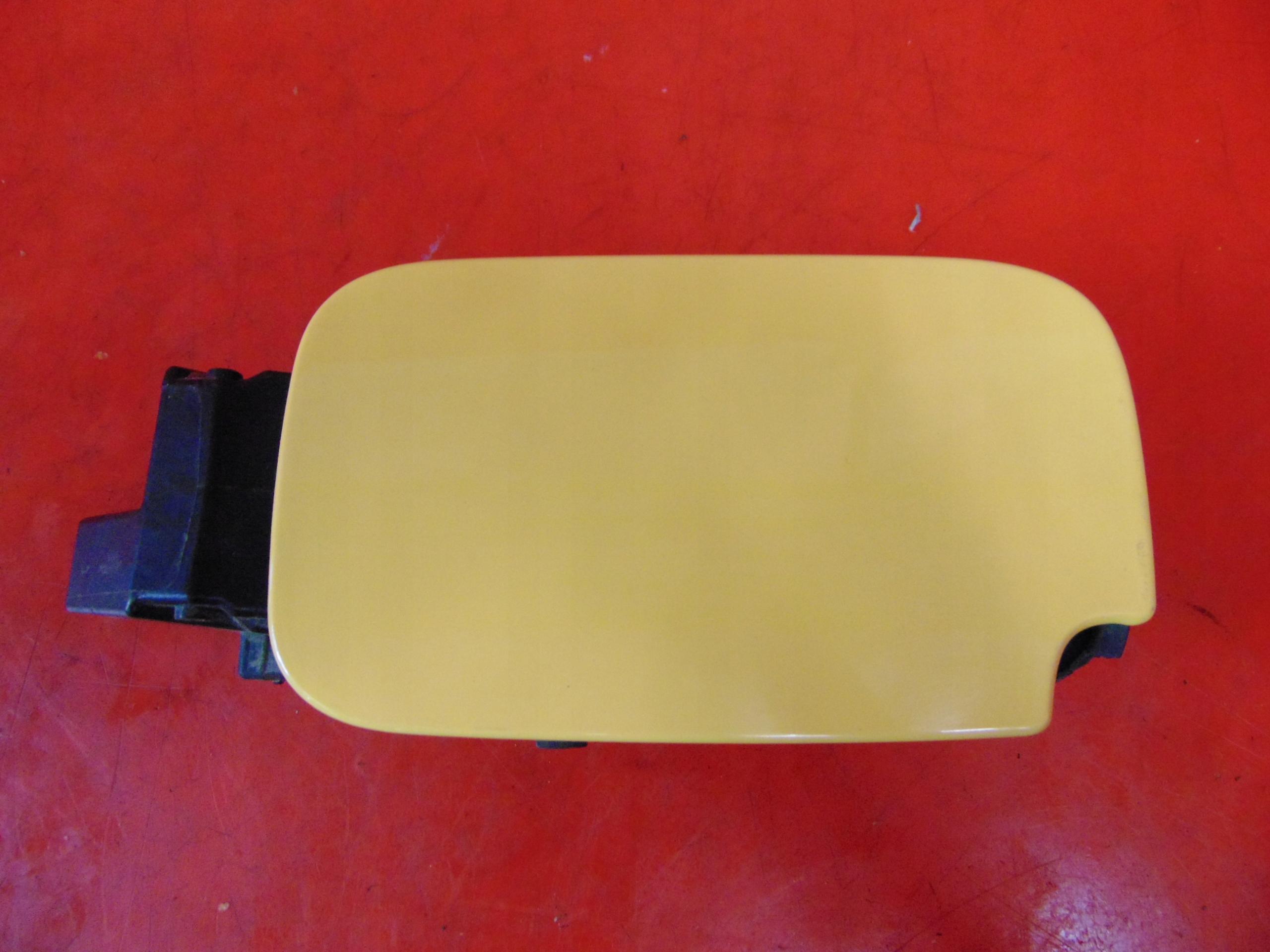 12- - BERLINGO III PARTNER 08-КРИШКА ПАЛИВНОГО БАКА EDCA