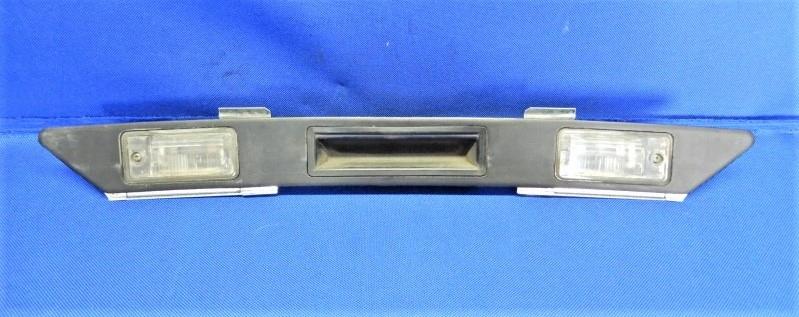 8E0827657D 8E0827657E - BLENDA дверна ручка закрилка задня AUDI A4 B7 Універсал