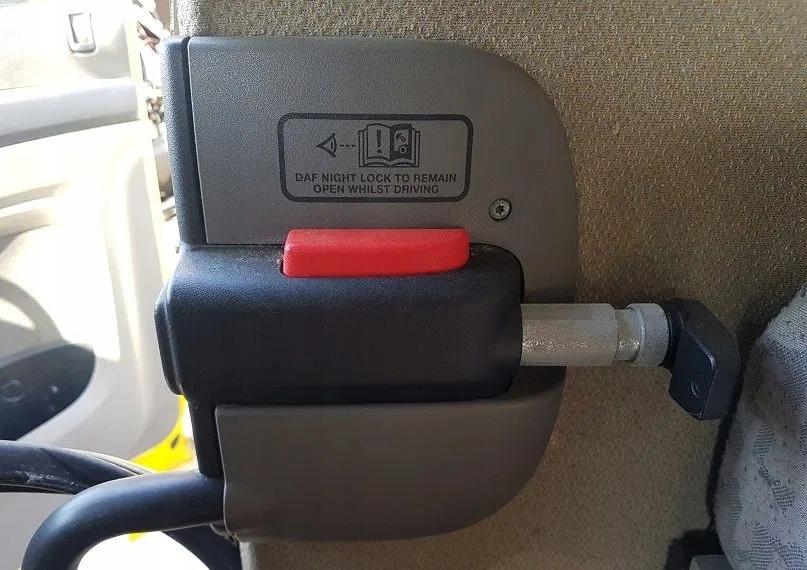 Дверний замок NIGHY LOCK R. DAF XF105 106