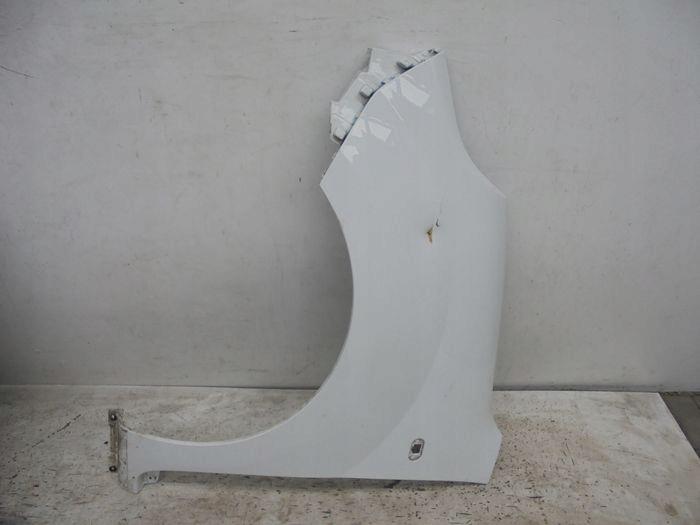 КРИЛО 070 ЛІВЕ RENAULT KANGOO 2013-