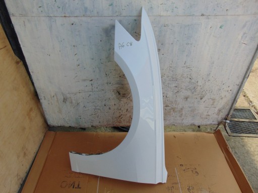 BŁOTLPA6C8 - Лівий фронт Fender Audi A6 C8 Nice Original