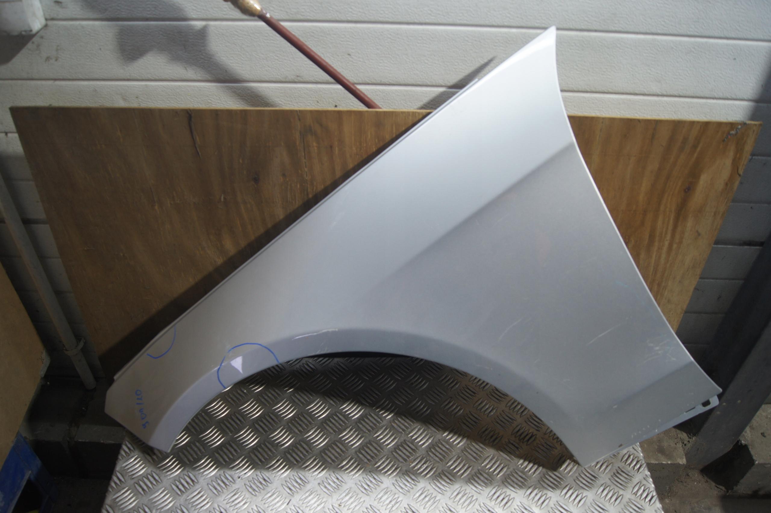 Крило переднє ліве W212 A2128810901