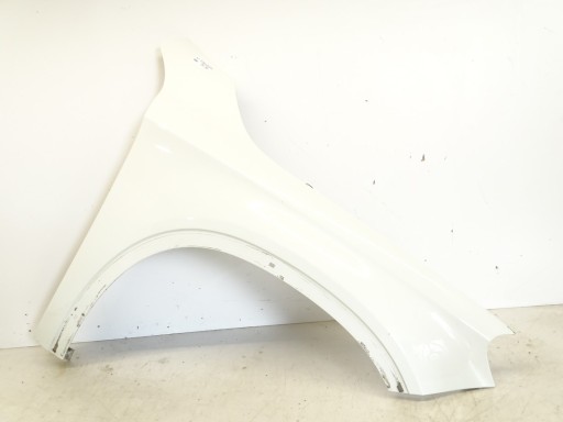 Праве переднє крило mercedes gla x156 w156 lak 650