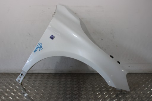 Правий фронт Fender Volvo XC60 Lift 2016