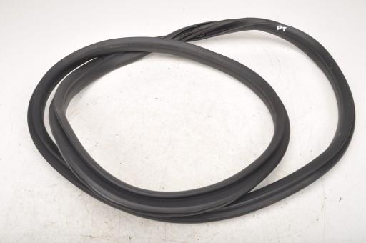 BMW 2 F44 GRAN COUPE ущільнювач двері п зд