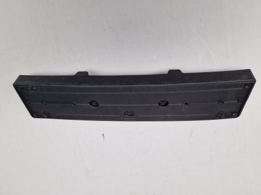 8075570 - BMW 2 F44-підставка, накладка номерного знака