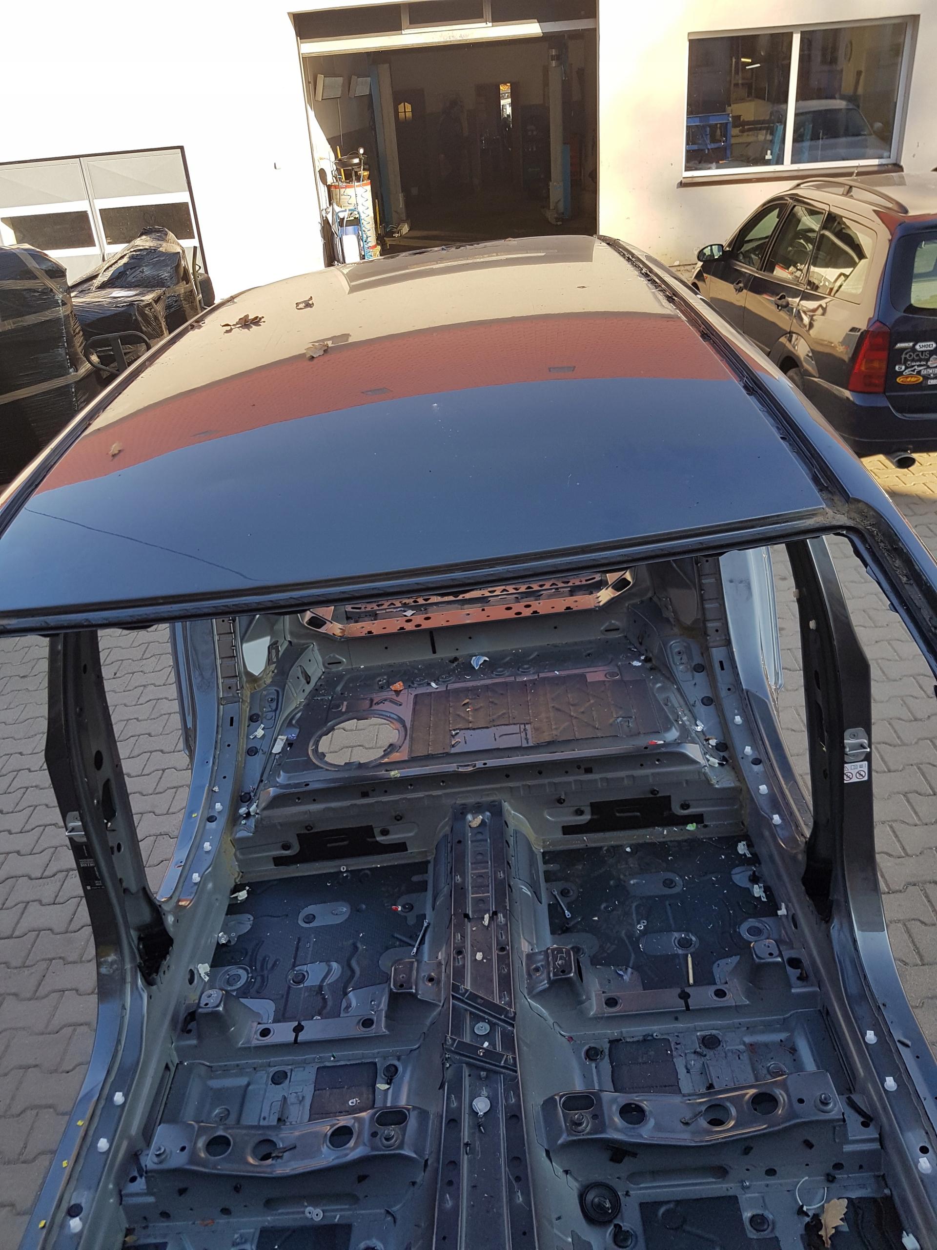 BMW 2 F46 крыша B39