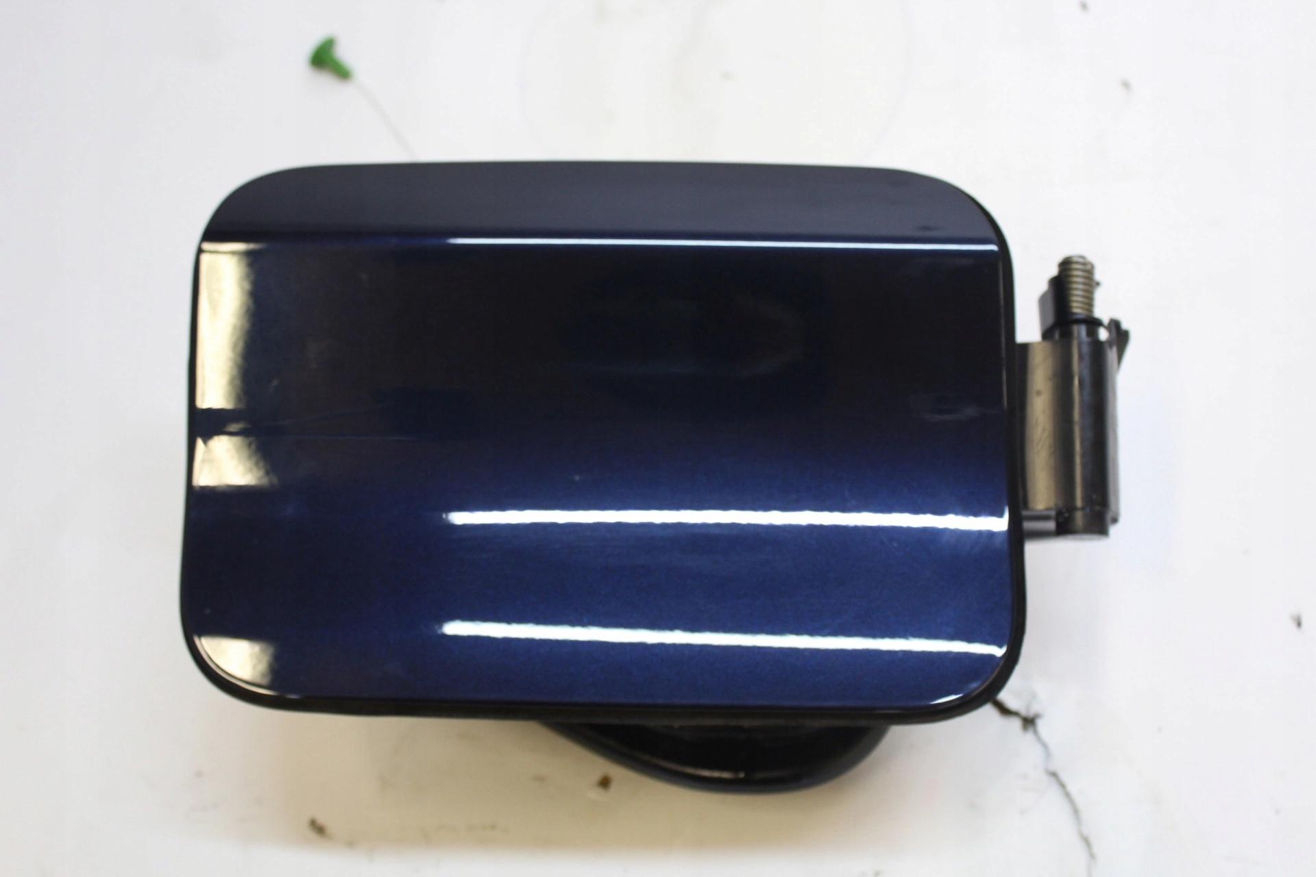 BMW 2 F46 крышка топливного бака 7332361 цвет A89