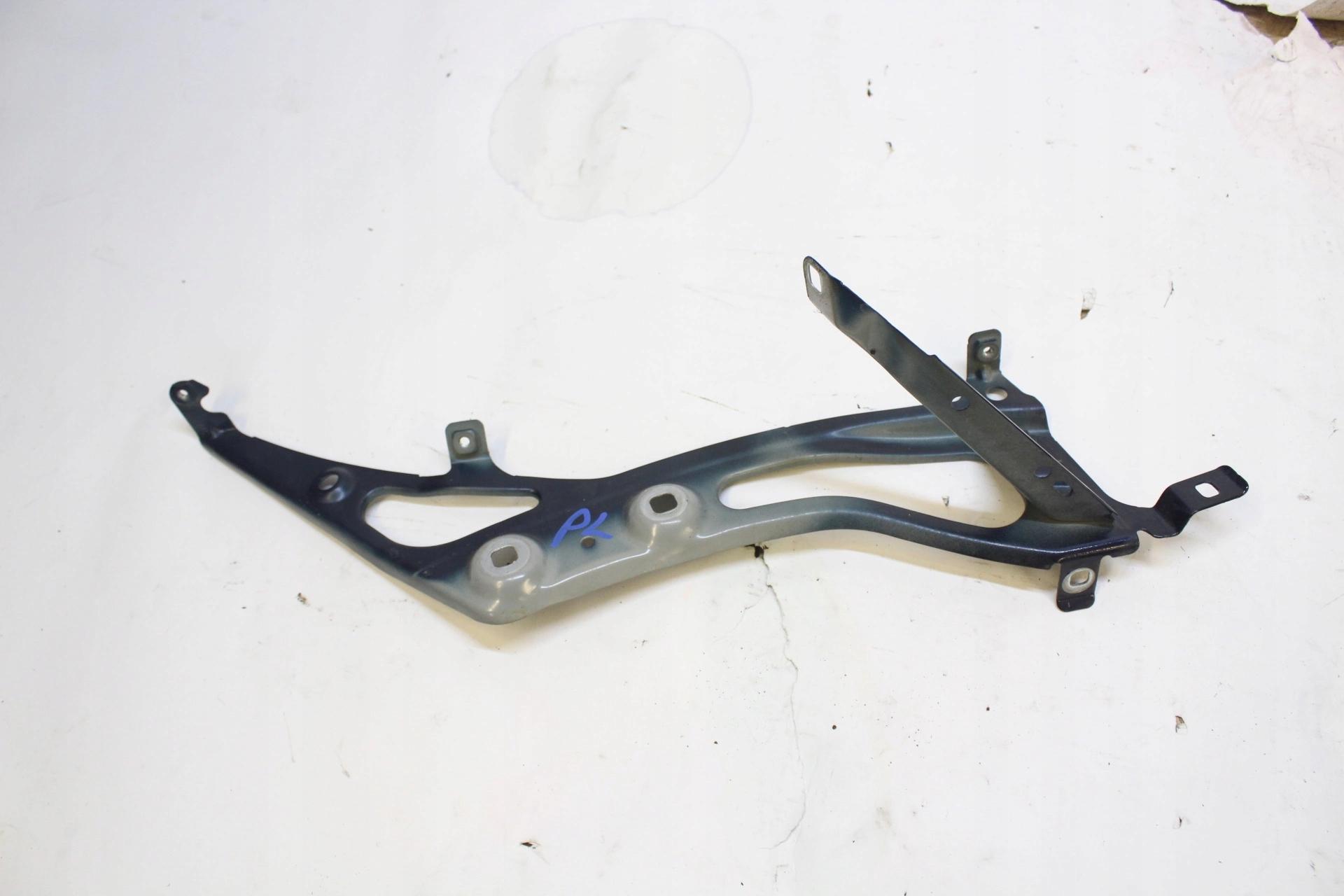 BMW 2 F46 крепление крыла л 7297201