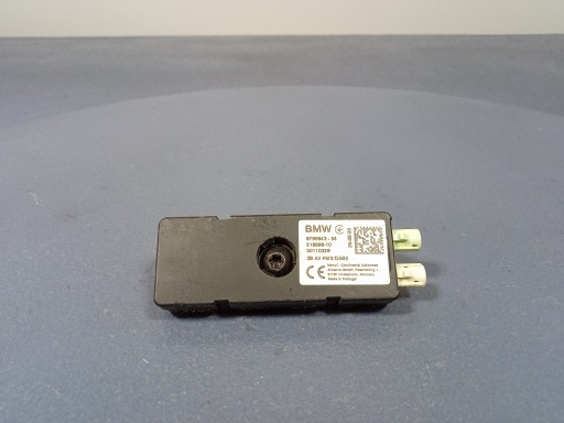 BMW 2 GRAN COUPE F44 антенный усилитель 8795943