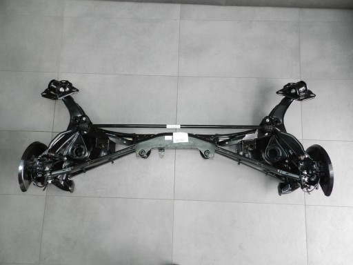 Bmw 2 gt f46 218i belka задня вісь