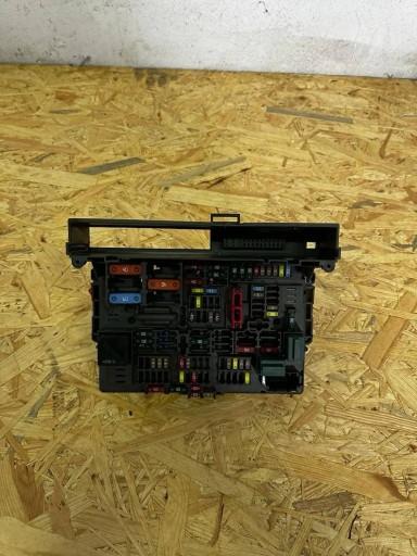 911944603 - BMW 3 E90 E91 2008 Блок запобіжників