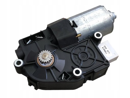 BMW 3 E90 E91 МОТОР ЛЮКА 1751666C