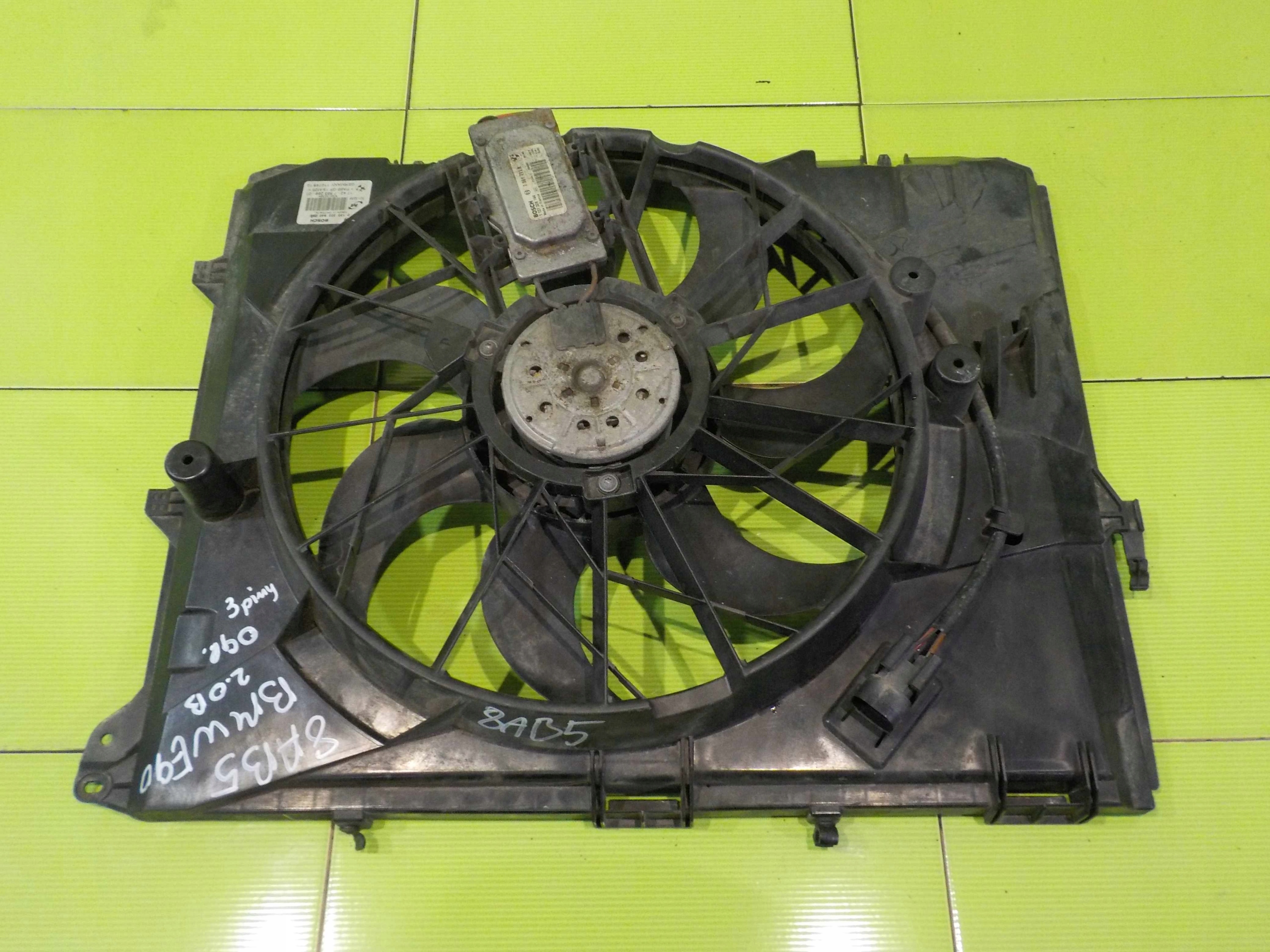 BMW 3 E90 LIFT 2.0 b вентилятор радиатора 7561711