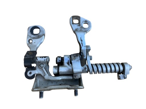 7119042 - BMW 3 E91 петля склопідіймача задня права задня