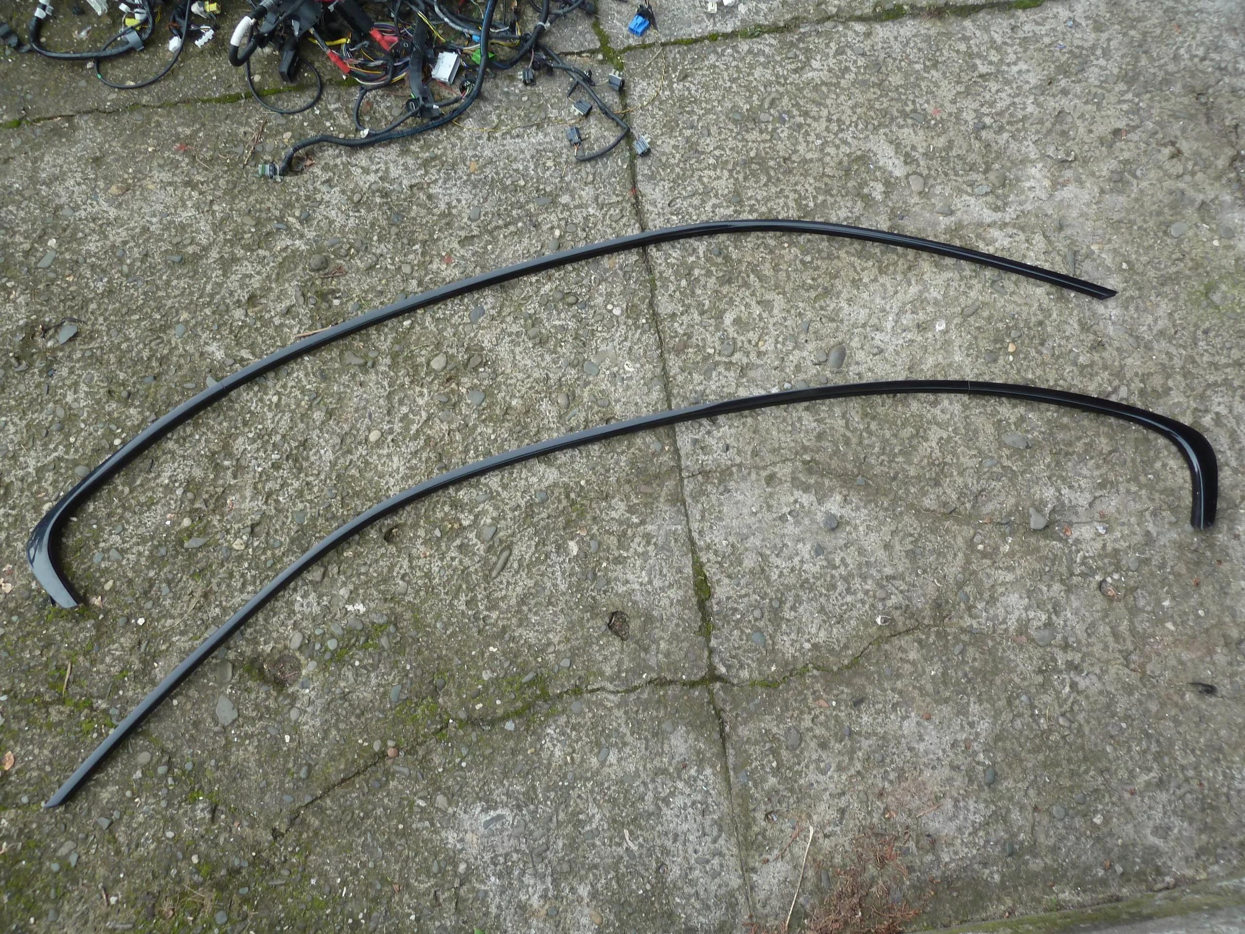 7263231 - BMW 3 F30 седан 11-18 рейка крыши левая / правая