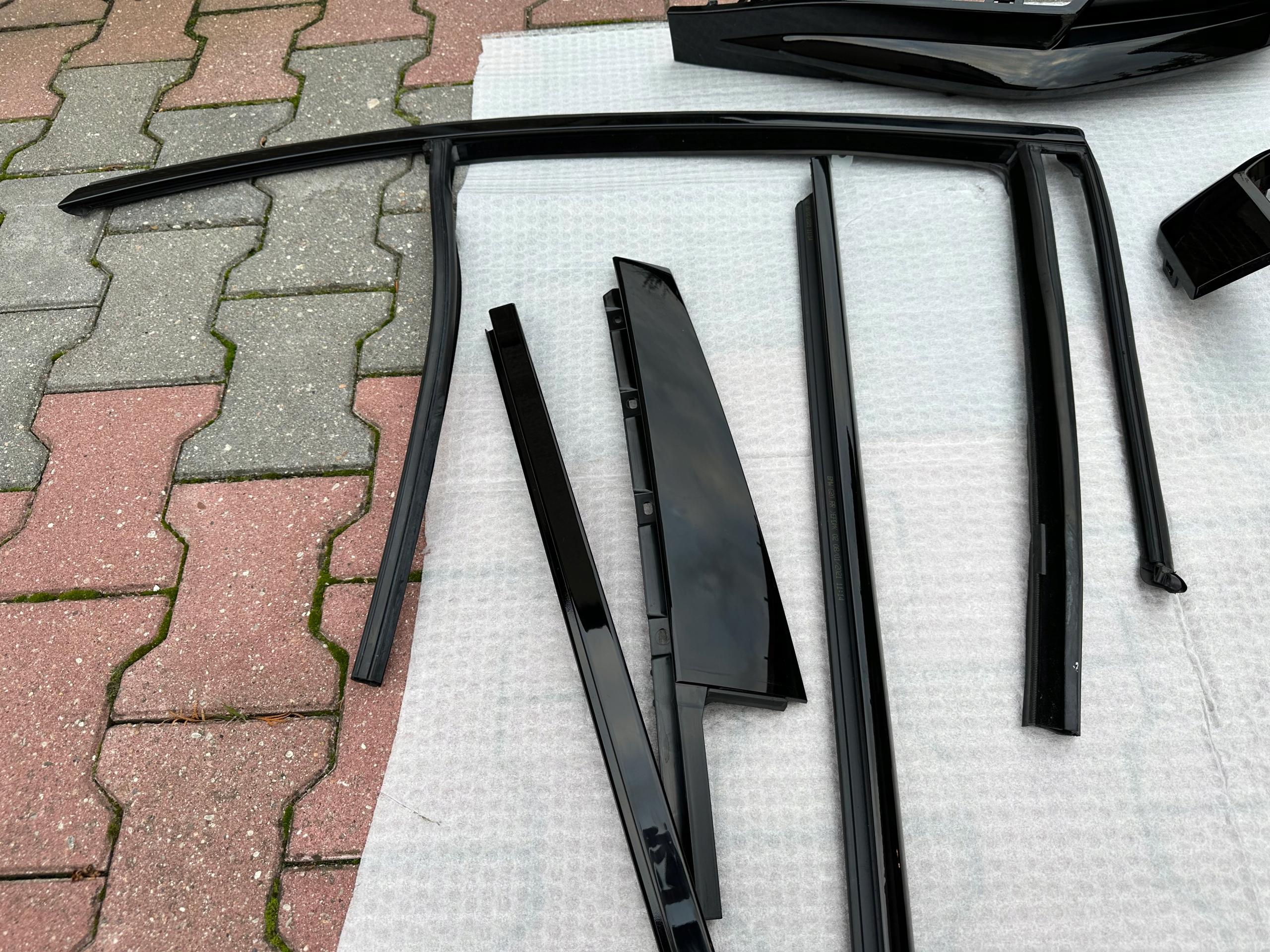 BMW 3 G20 M3 планки двері рамка скла SHADOW LINE