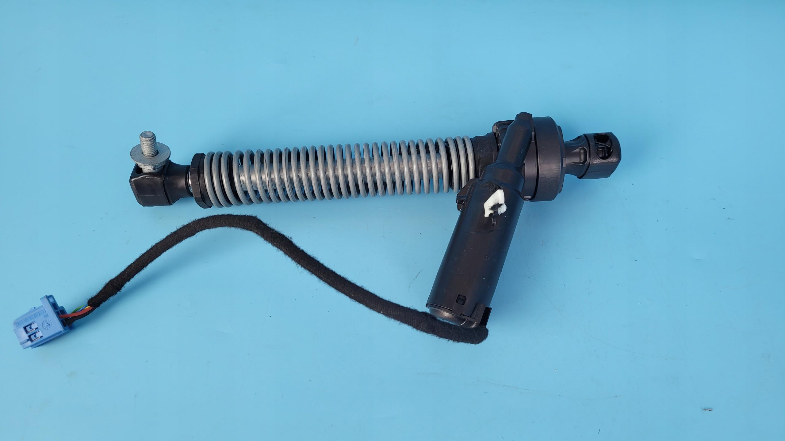 BMW 3 G20 привід закрилка задній електричний 7430644