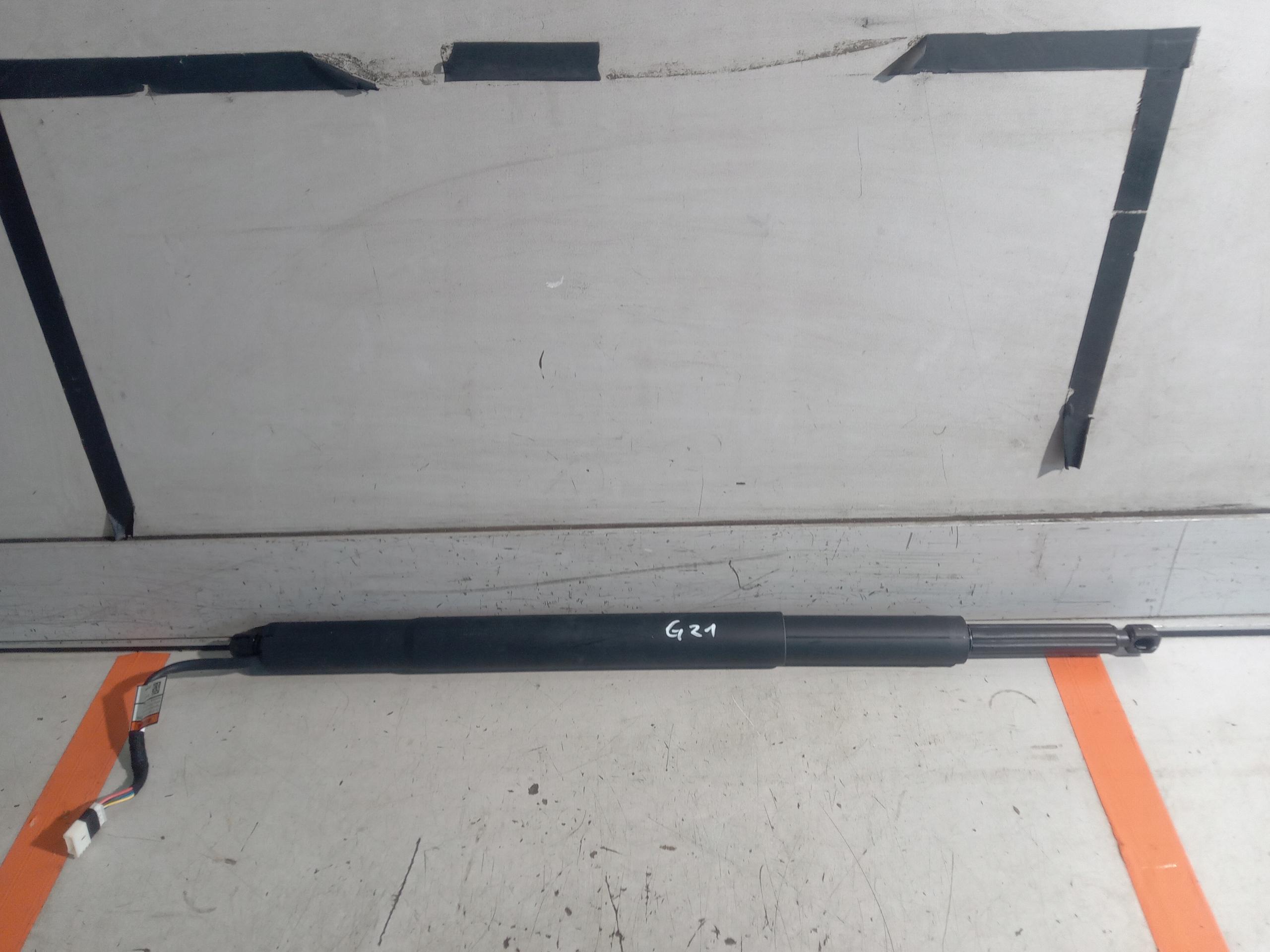 BMW 3 G21 привід задніх дверей 7453413