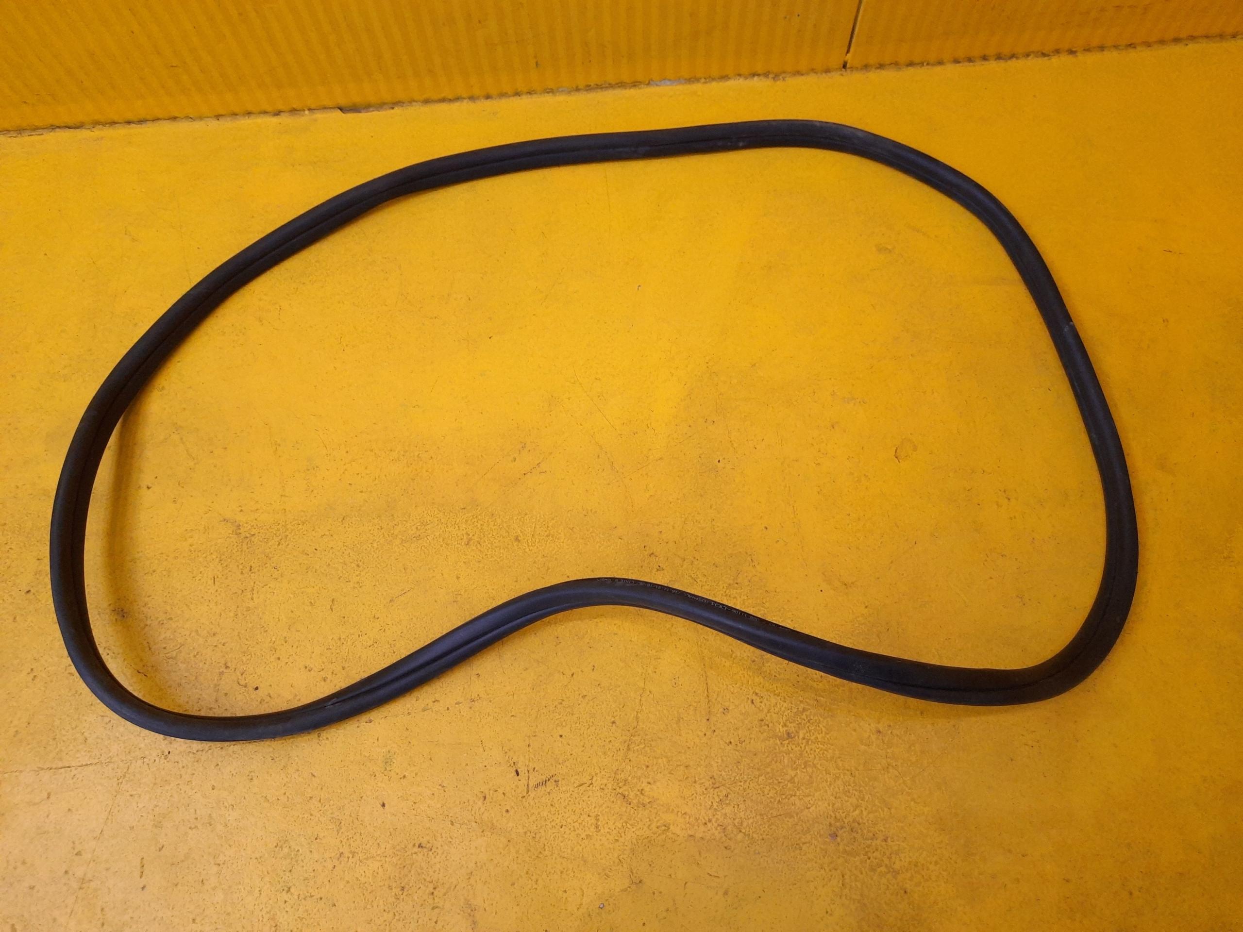 7407373 - BMW 3 G21 прокладка двери левая или правая передняя