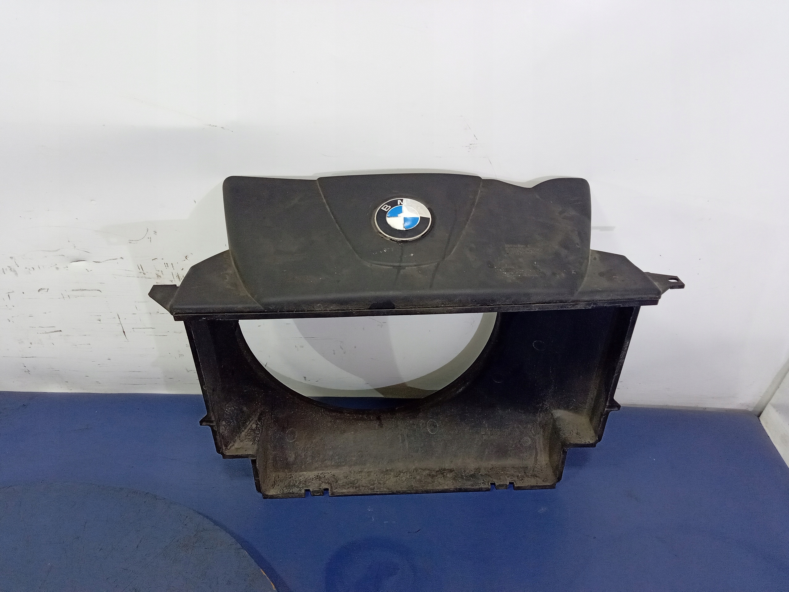 BMW 5 E39 2.0 D корпус вентилятора радіатора 7785083