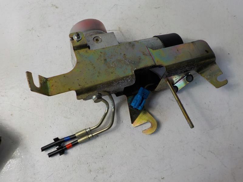 BMW 5 (E39) гідравлічний насос заслінки 7004889