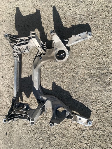 Bmw 5 f10 xdrive сани балка передня візка