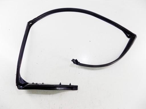 7199784 - BMW 5 F11 уплотнитель двери правый задний