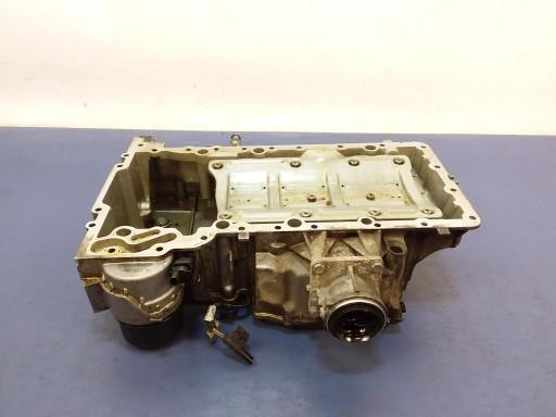 BMW 5 G30 4.4 V8 масляный поддон 8643439 8643445