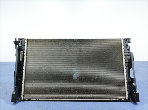 Bmw 5 g30 g31 3.0 d b57 265 км водяний радіатор 8590047