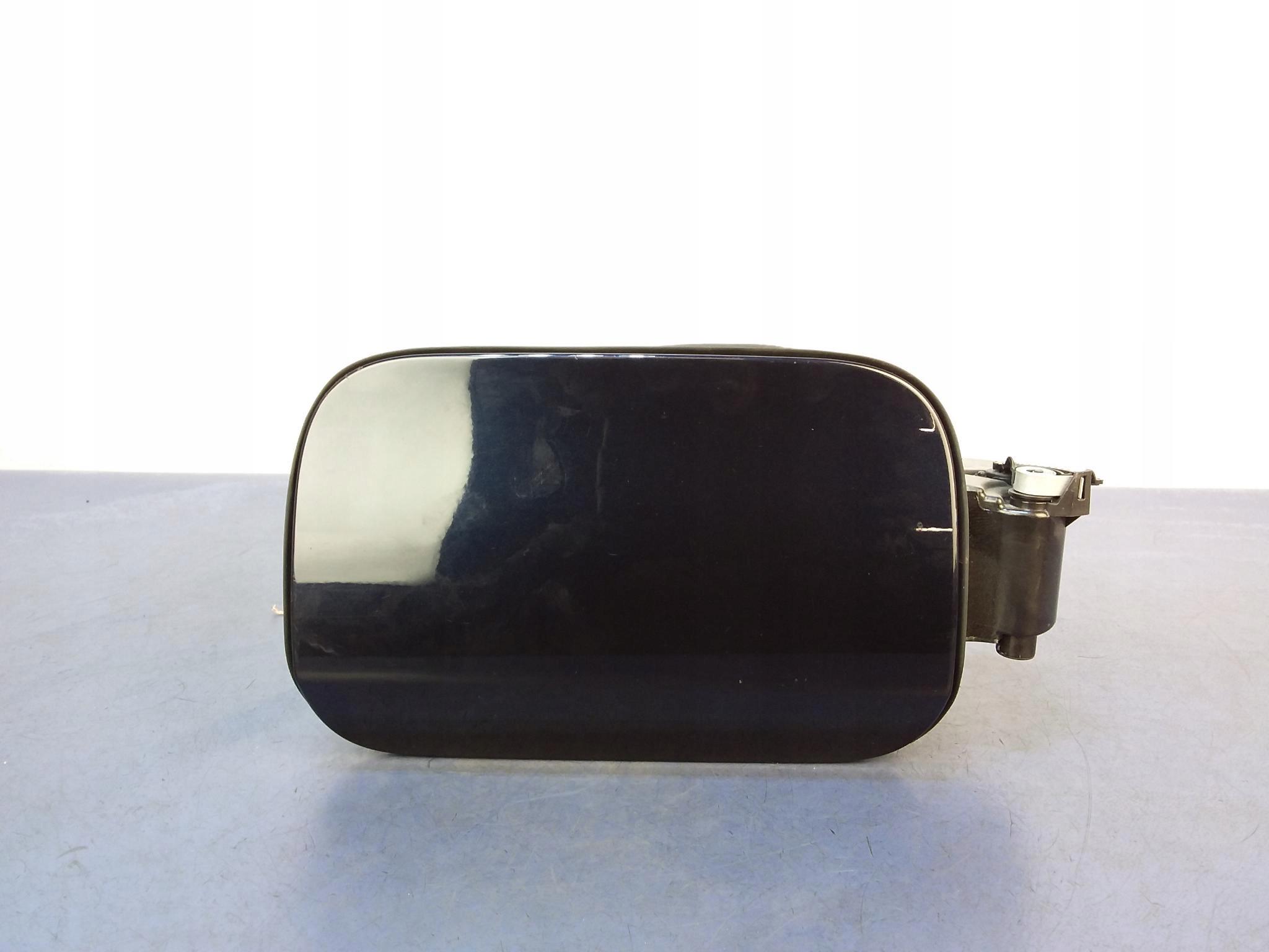 BMW 5 G30 кришка паливного бака 6955187 416