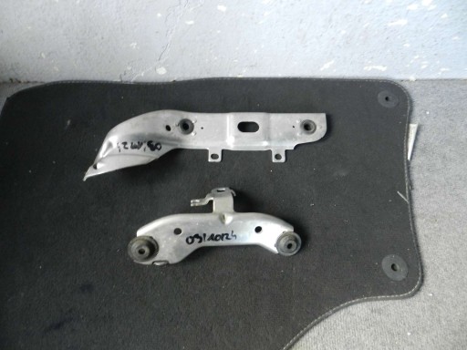 51647357220 - BMW 5 G30 КРЕПЛЕНИЕ ДОПОЛНИТЕЛЬНОГО РАДИАТОРА ПРАВАЯ СТОРОНА 7357220 7357222