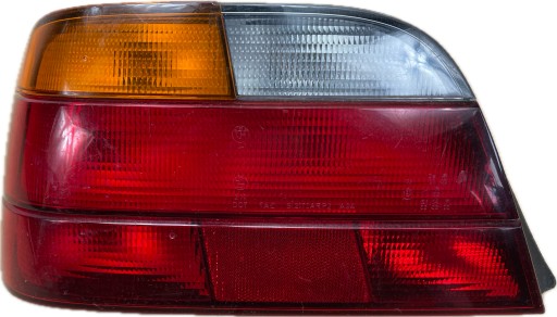 BMW 7 E38 Задня лампа задня лампа оригінал 8352025