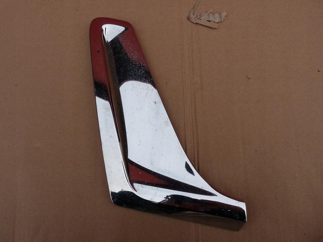 BMW 7 G11 G12 хромированная накладка крыла левая 8065377