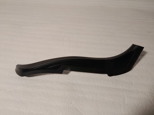 9 465 - Bmw 7' g11 lci планка кришки заднього ліхтаря 9465927