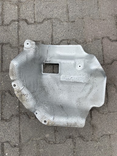 BMW 7 G11 ТЕПЛОВОЙ ЭКРАН 7340230