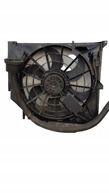 7503762 - BMW E46 1.9 вентилятор радиатора 3 pin