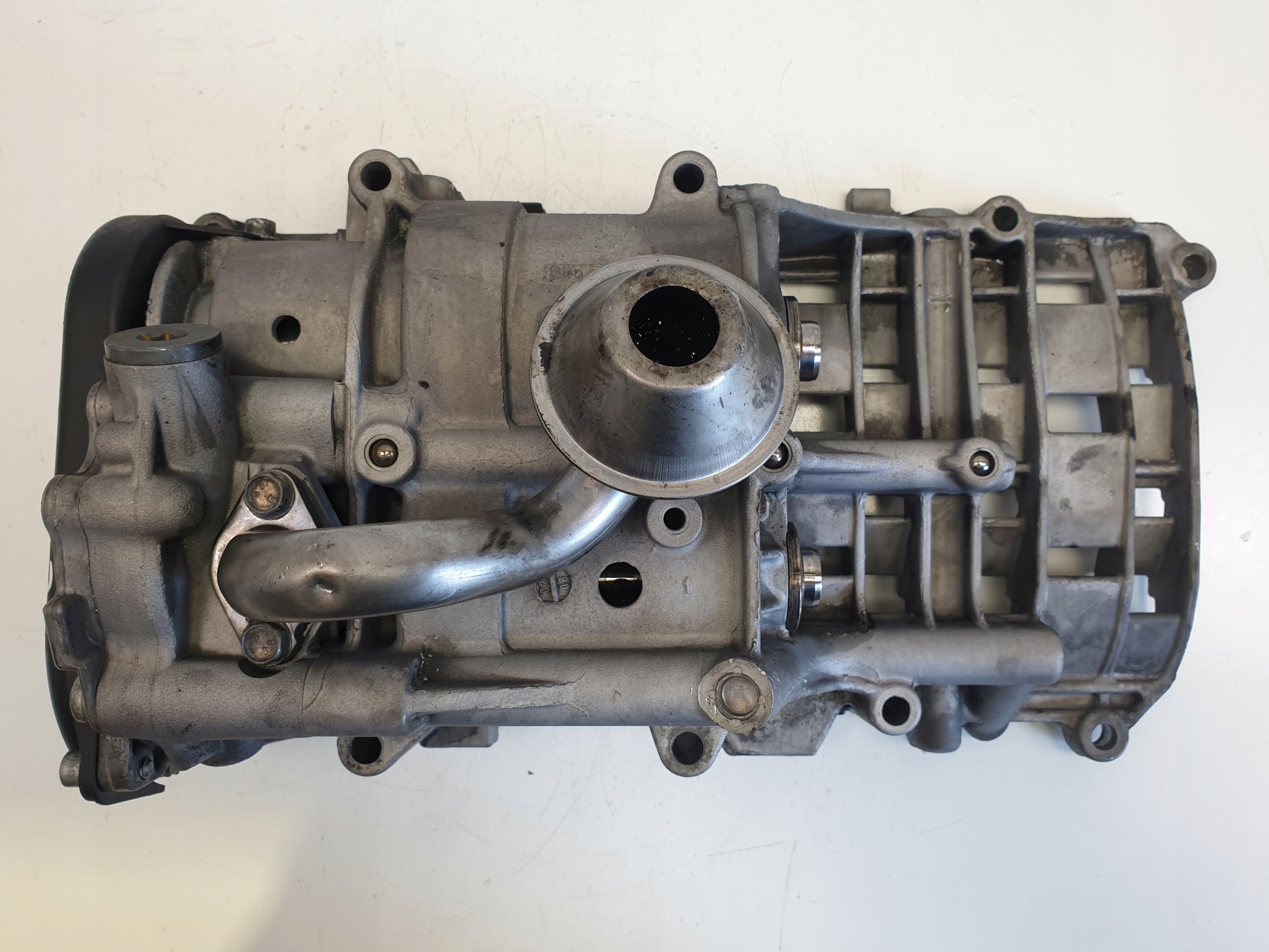 BMW E46 2.0 D масляный насос 7786548 M47