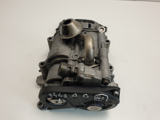 BMW E46 2.0 D масляный насос 7787504