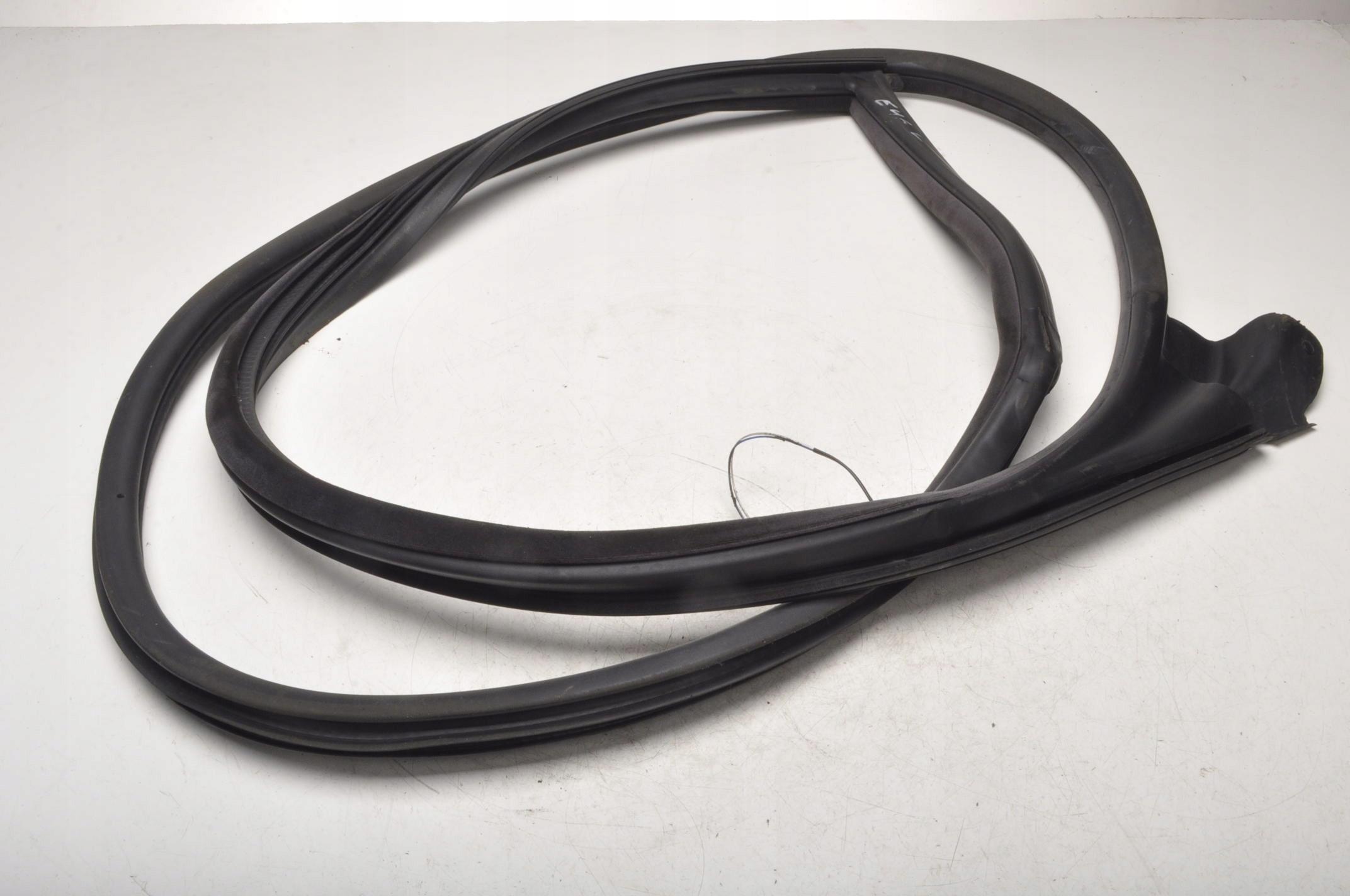 BMW E46 купе уплотнение двери ПД л