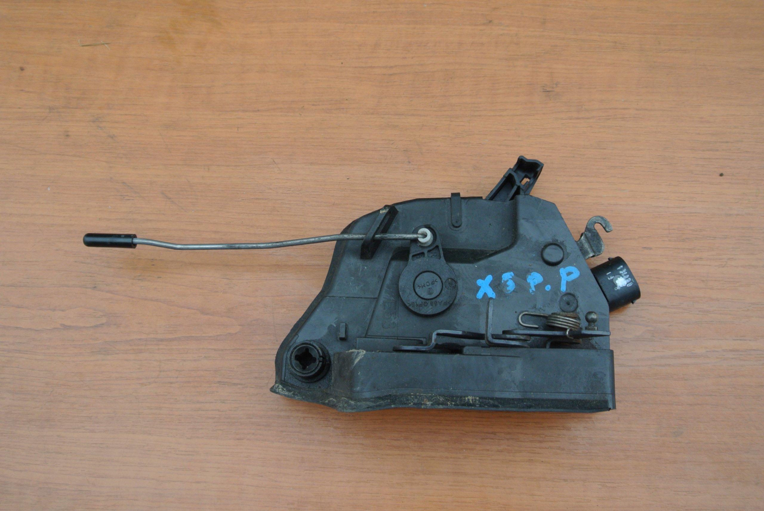 BMW E53 X5 замок двері передній правий