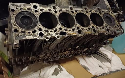 BMW E60 E61 E90 530d 330d E65 730d блок двигуна коленвал поршні M57 231KM