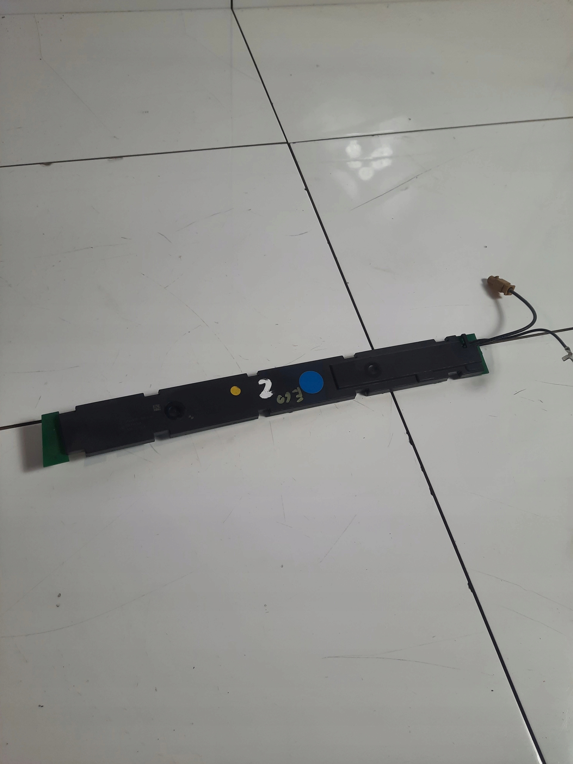 BMW E60 E61 антенный усилитель DIVERSITY 6946409