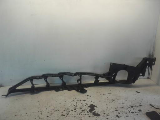 BMW E70 X5 праве кріплення крила 7157990