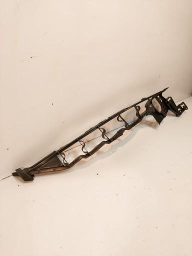 BMW E70 X5 проскальзывание правое крепление крыла 7157990