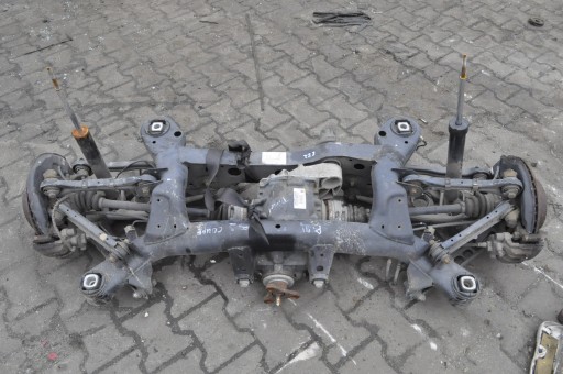 Bmw e82 2,0d подвеска задняя луча + половина + brip 7598855 3.07