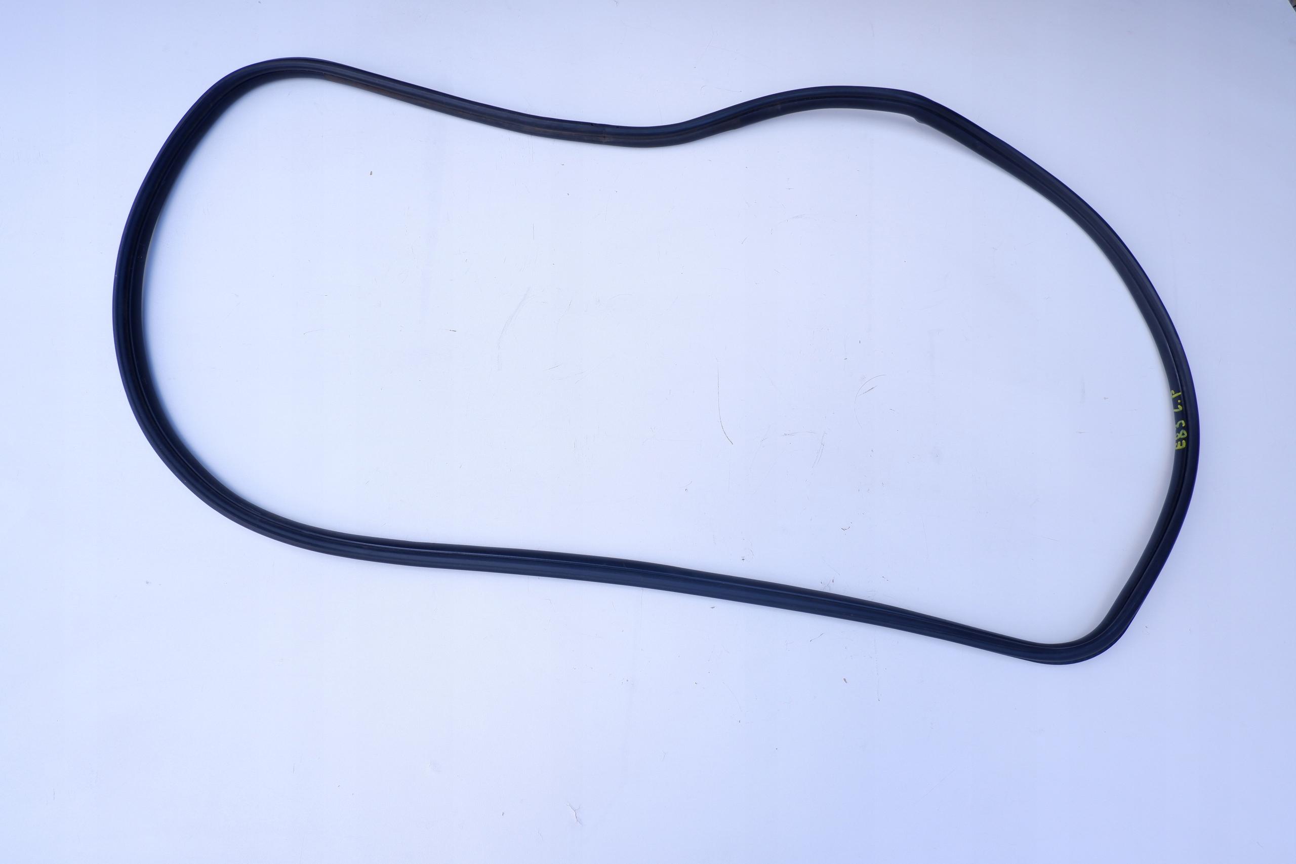 BMW E83 X3 ущільнення дверей кузова передній лівий